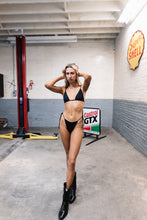 Load image into Gallery viewer, The Drew Bottom