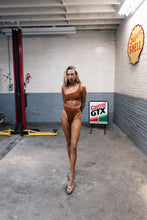 Load image into Gallery viewer, The Gwen Top