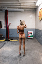 Load image into Gallery viewer, The Gwen Top